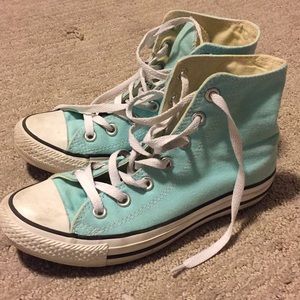 RARE LIMITED EDITION COLOR Converse sneakers